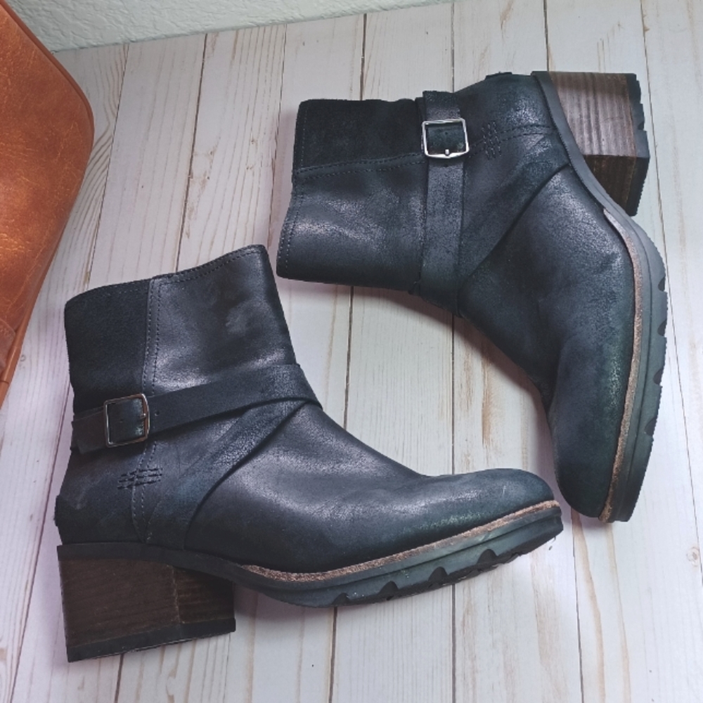 SOREL Cate Boots